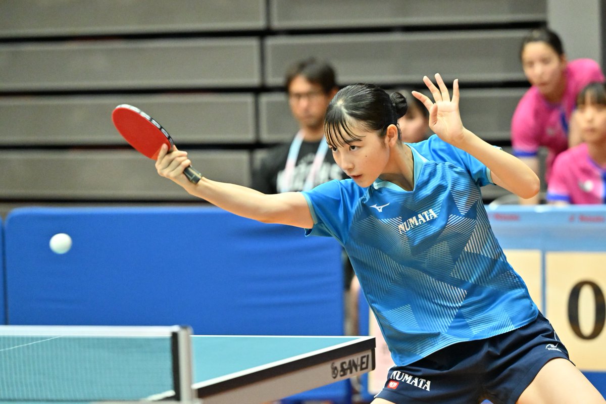 takurepo's tweet photo. #大阪インターハイ #卓球
▼女子学校対抗1回戦
沼田（群馬）　3-2　コザ（沖縄）

初出場の沼田がコザとのラストまでもつれる接戦を制して初戦突破を果たしました。
2回戦では第1シードの星槎横浜に挑みます。

#インターハイ2026 #卓球レポート https://t.co/EsYquEQgmD