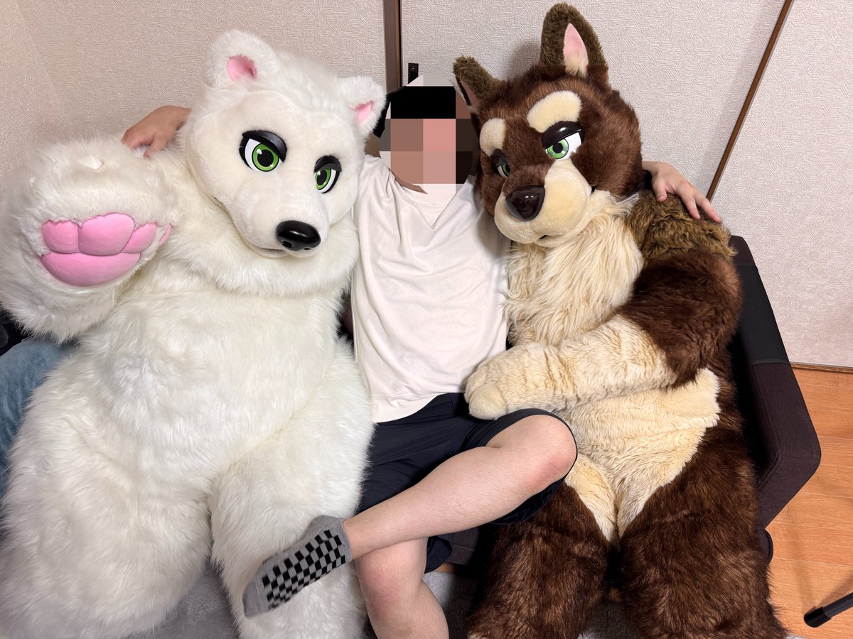 tac_fur's tweet photo. 😏 https://t.co/7CA7T4Rn08