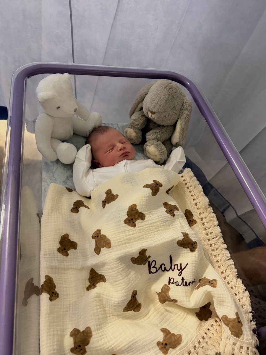 NikkiMcNeil1's tweet photo. Freddie Paterson ☁️🧸
12.08.26 | 16:03 | 7lb 2oz 🫶🏼

Welcome to the world our precious boy.
I’ve never felt a purer joy, than holding you in my arms for the first time 🤍 https://t.co/6yJcpxVa7a