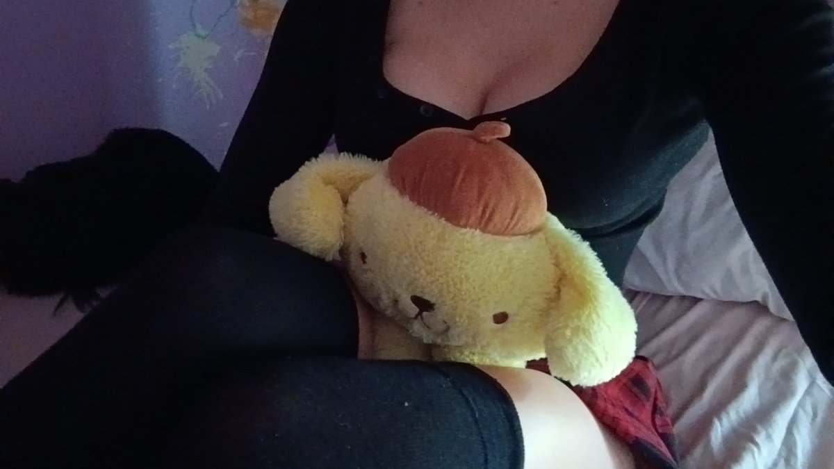 maxkrosgerjd's tweet photo. Redskirt + black top first ;3c I would hate it if someone were to grab both my wrists and hold me down and have their way with me 🫣 also u guys get one a day cuz it tierd 🙄 no promises it'll b in a row cuz I is a busy gal but ♥️♥️♥️♥️ https://t.co/aaPUCwD1lh