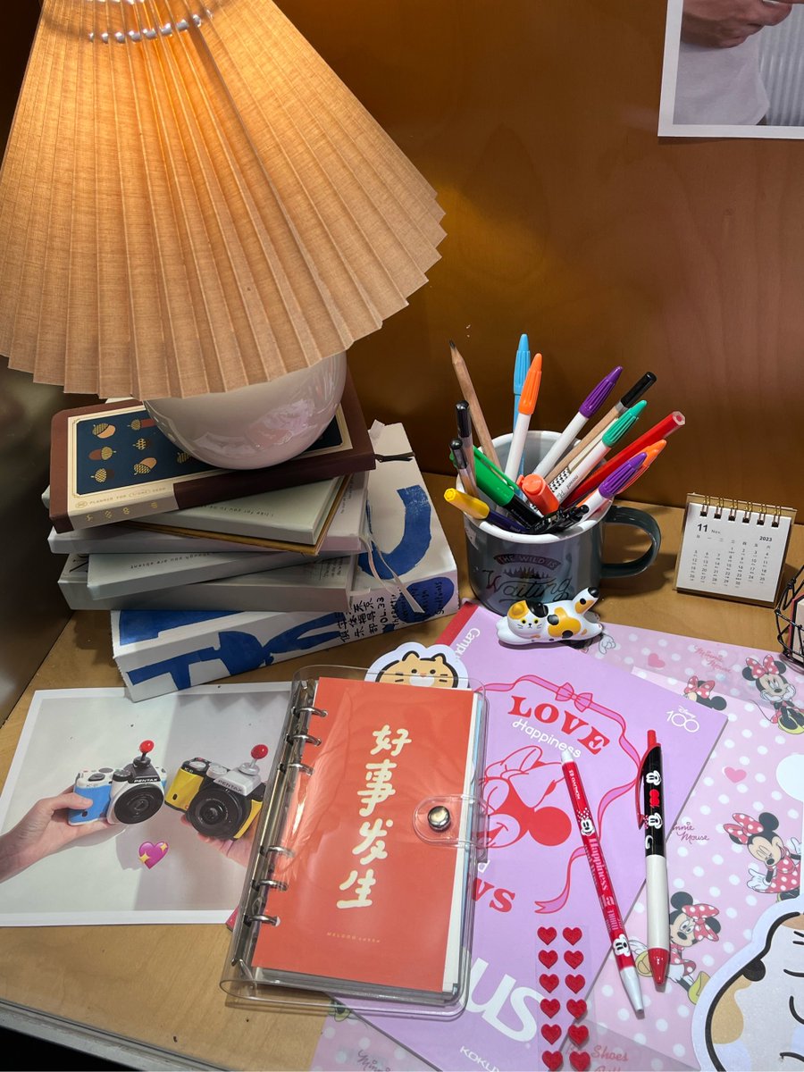 Mo_bie's tweet photo. Got a pile of old clothes, books, or small items taking up space Time to sort them! Donate what's usable, recycle what's not – free up your room, help others, and cut waste. Small tidy, big good. https://t.co/8xoYvleUU1