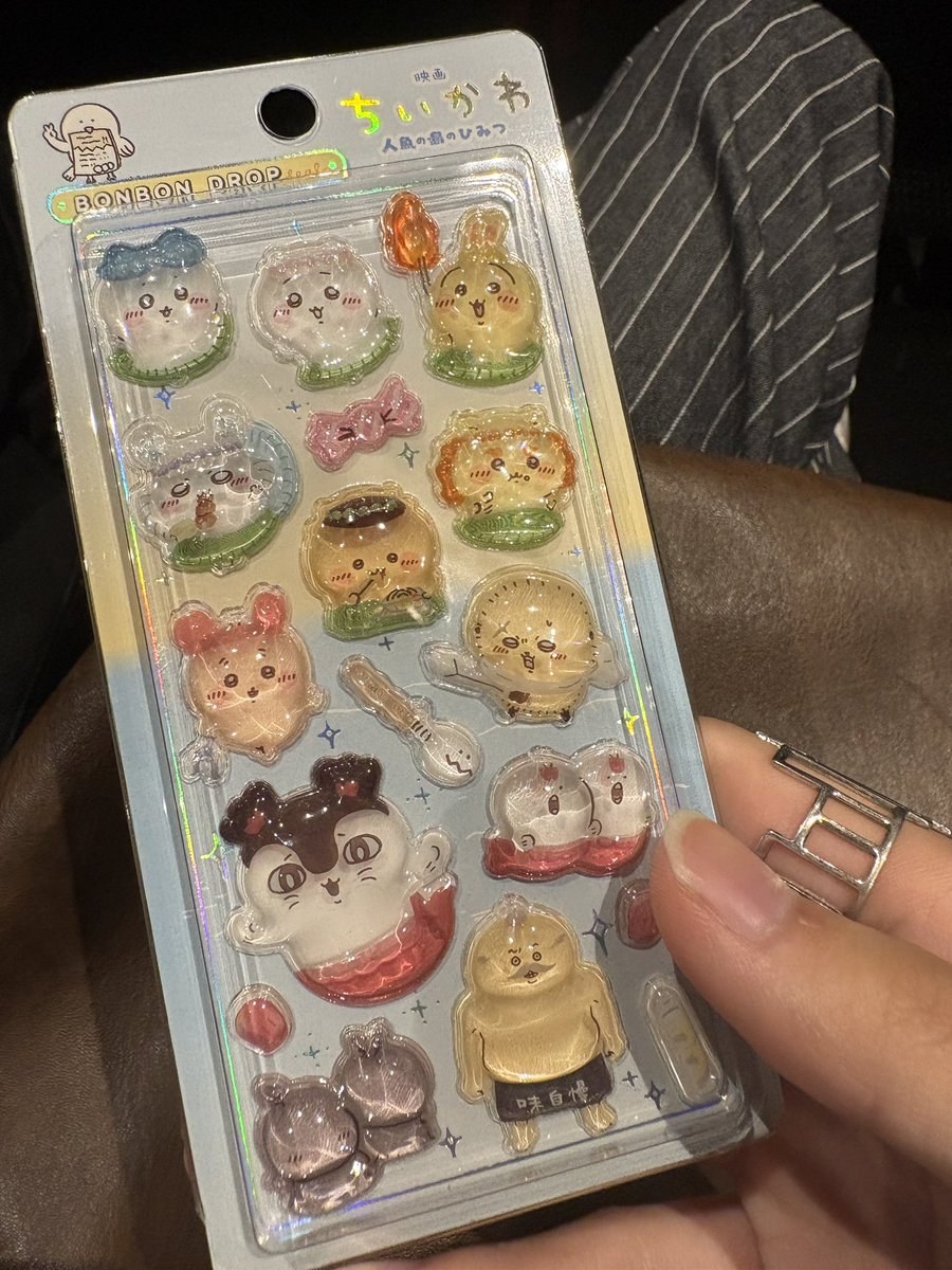 Ar____Re___'s tweet photo. 飴霽くんとちいかわ見にきてます。 https://t.co/Jjnuxx64Rs