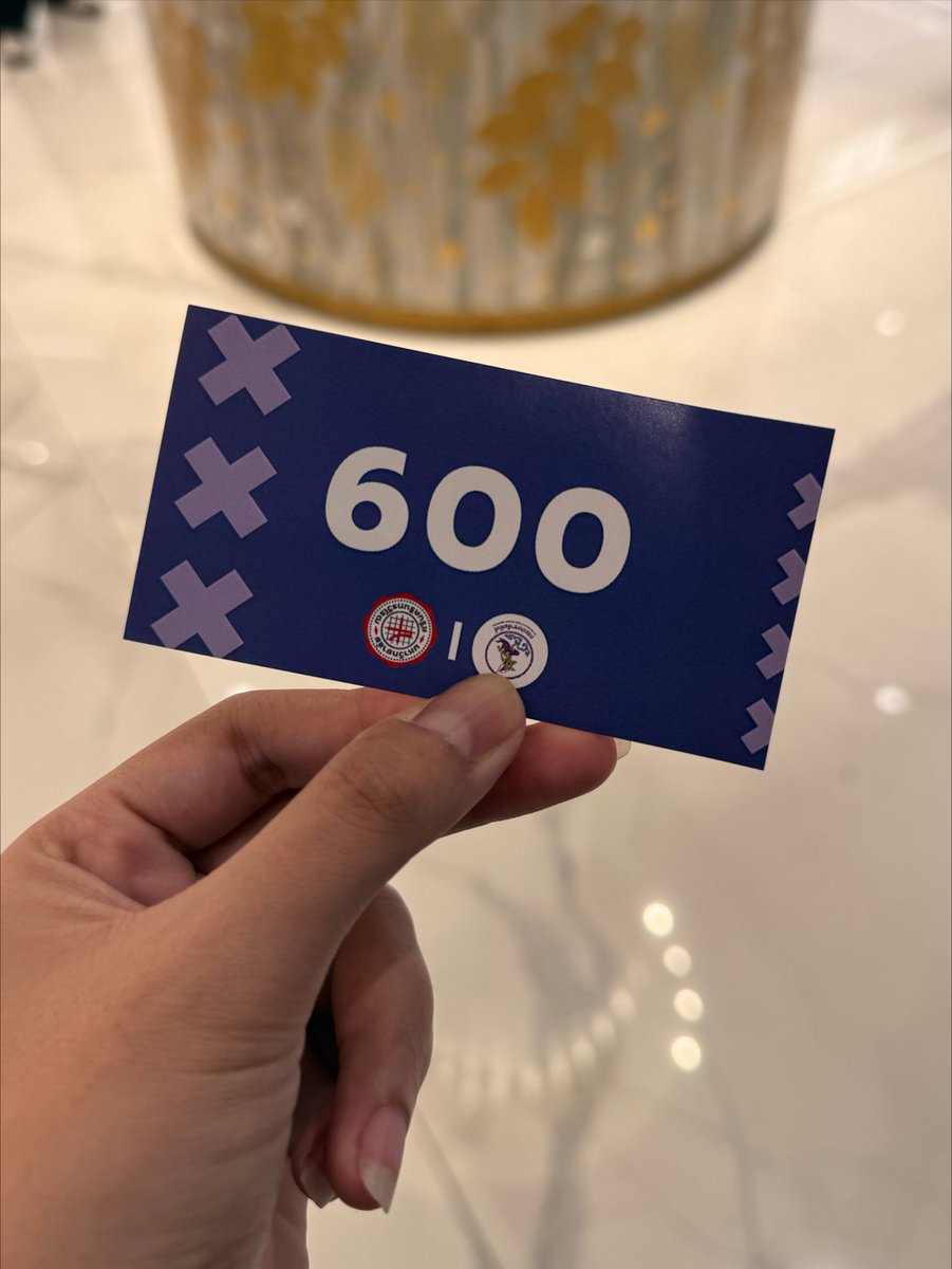 PJinGirlLove's tweet photo. มาแต่เช้าคิวที่ 600 แฮร่!! https://t.co/tzsai0jSI4