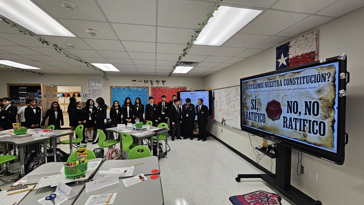 Mrs_Cortez12's tweet photo. Back-to-school learning is in full swing @TAGinPG ! 🤠📚

🤖 Elementary Robotics is drawing All-A-Bot thmselves!

🔎 My middle schoolers are solving riddles and going on a scavenger hunt to learn classroom procedures, then writing and ratifying their Classroom Constitution. 📜 No 2/3 vote needed here… we had 100% agreement! 🗳️💯

Robots, riddles, rights, responsibilities, and lots of student voice. We’re officially BACK! 💚

@DISDSocStud @DrReyC @DISDRegionIV