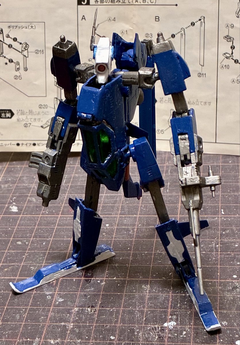 HobbyLeef's tweet photo. #ガゼット 完成！(1/4)
荒っぽい仕上げでお目汚しかもですが、ご覧頂けると幸いです｡｡
まずはロボ状態。
変形の都合上、コクピットハッチ開きます。
リプに続きます。
 #ドルバック https://t.co/L44vC9t9MQ