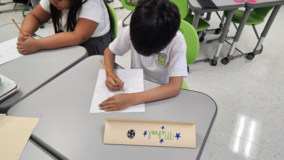 Mrs_Cortez12's tweet photo. Back-to-school learning is in full swing @TAGinPG ! 🤠📚

🤖 Elementary Robotics is drawing All-A-Bot thmselves!

🔎 My middle schoolers are solving riddles and going on a scavenger hunt to learn classroom procedures, then writing and ratifying their Classroom Constitution. 📜 No 2/3 vote needed here… we had 100% agreement! 🗳️💯

Robots, riddles, rights, responsibilities, and lots of student voice. We’re officially BACK! 💚

@DISDSocStud @DrReyC @DISDRegionIV