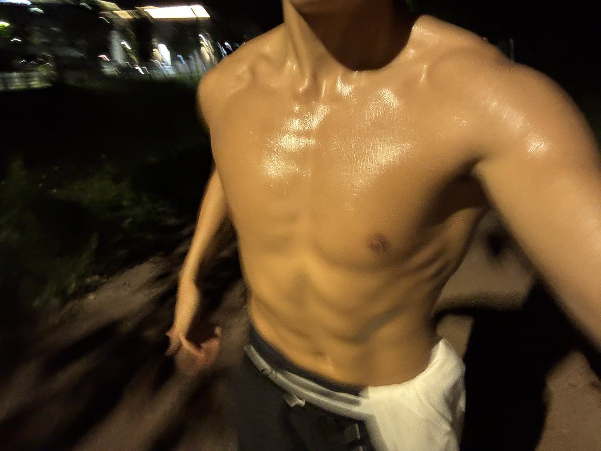 umm_7212's tweet photo. 🏃 https://t.co/os1mOoriWA