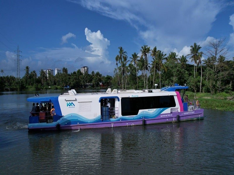 UpdatesChennai's tweet photo. Big...🚨
CMRL has floated tenders to prepare Detailed Project Report for Water Metro project along the Buckingham Canal from Ennore to Mahabalipuram... #WaterMetro #Chennai ⛴️ https://t.co/QmQRsurTs4