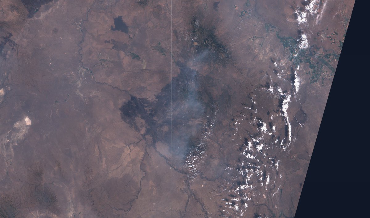 GavinMassa0's tweet photo. Days 24th, 29th, 03th, 10th of the progression of the US's largest mapped fire, the Big Grass Fire burning on the border between Oregon and Idaho. #BigGrassFire #oregon #oregonwildfire https://t.co/6kbZHFRrU2