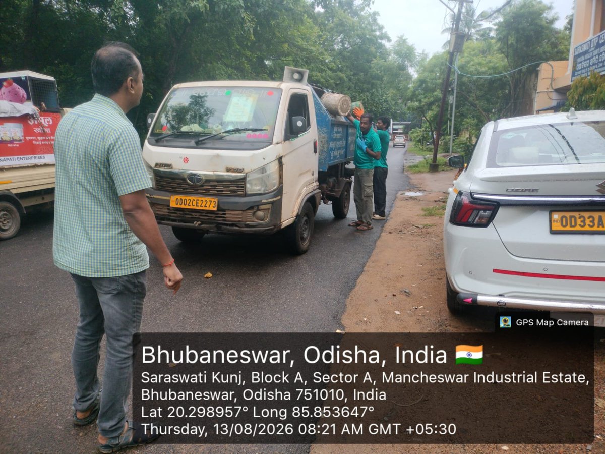 BMWV_BBSR's tweet photo. Team BASIX carried out door-to-door waste collection, ensuring timely and responsible collection for a cleaner, healthier, and greener Bhubaneswar. 🌿✨
@bmcbbsr 
@HUDDeptOdisha 
@SwachhBharatGov https://t.co/wfyVCkWtBz