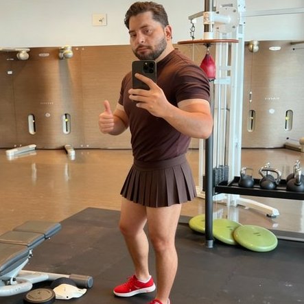 MONCAYOJUAN's tweet photo. ⚠️Oficialmente hoy fue bautizado @CarlosGMancilla  

📛"Yo te bautizo en el nombre del Padre, y del Hijo, y del Espíritu Santo con el nombre de...... #LaPerritaDeAĺito"😁😁😆😆😝😝🥳🥳😹😹😹 https://t.co/Pk9T4qu3Ee
