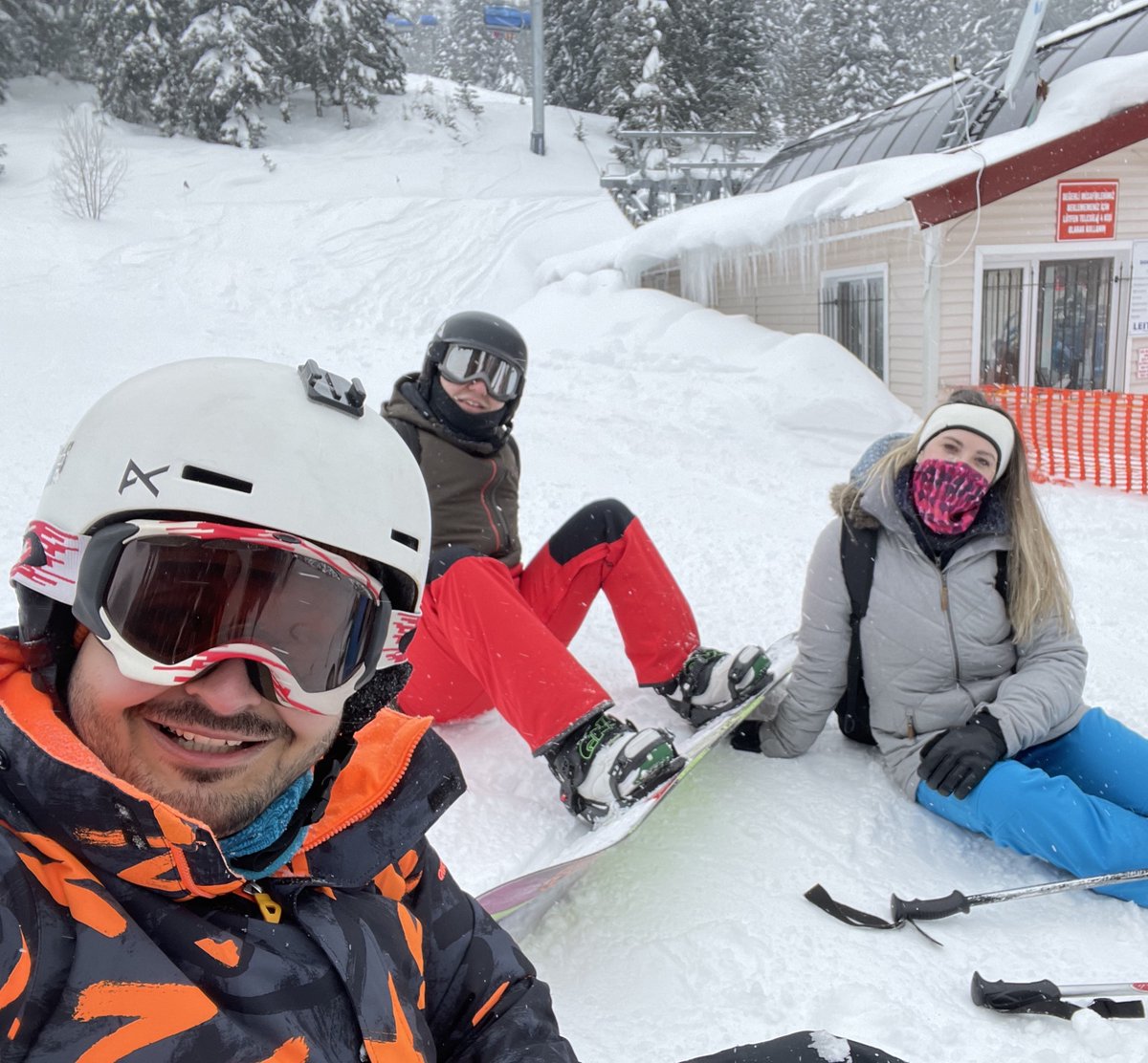 AAOS1's tweet photo. Say hello to @melihatalay of @ankarasehirhast, our International Resident Member of the Month!

Dr. Atalay enjoys traveling, drone photography, and snowboarding. He also has a collection of drone footage from different countries he's visited.

Learn more: https://t.co/7gYKeTcqaZ https://t.co/ZZ36J6pu61