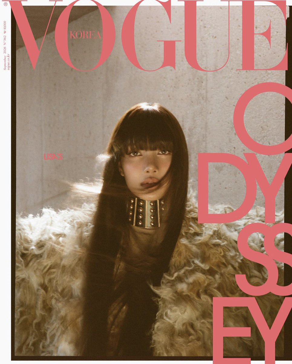 lalaluvlalisa's tweet photo. #LISA x @VogueKorea https://t.co/A9WeSsjxAu