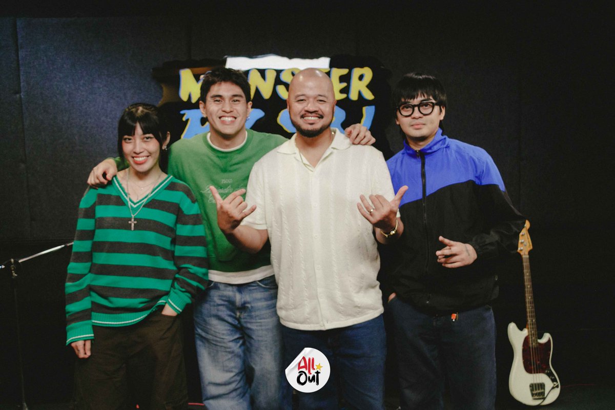 RX931's tweet photo. We still could both be dreaming but nothing’s more real than Nameless Kids bringing their latest senti-track, ‘temporary’ on the #AllOut seat 🎸 Every lyric sending us to feels! ❤️‍🩹

Watch their full interview + performances on the #RX931 livestream channels 📺 #IAmAMonster https://t.co/AJc6cczGdx