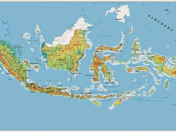 LambeSahamjja's tweet photo. anomali indonesia menurut netizen:
- negara kepulauan tapi harga ikan mahal
- negara tropis tapi harga buah mahal
- negara penghasil cpo tapi minyak goreng mahal
- negara kaya sda tapi listrik dan bbm mahal
- negara hukum tapi kasus baru kelar kalau udah viral
- negara agraris tapi sering impor pangan
- rakyat taat bayar pajak tapi jalan tetap berlubang
- gaji pejabat kecil tapi harta kekayaannya banyak
- komisi pengawas banyak tapi pungli tetap jalan terus
- slogan produk lokal tapi bahan bakunya impor semua
- udah digitalisasi birokrasi tapi urus izin tetap minta fc ktp
- lagi darurat iklim tapi hutan lindung malah jadi tambang
- upah minimum naik tapi harga sembako ikut naik juga