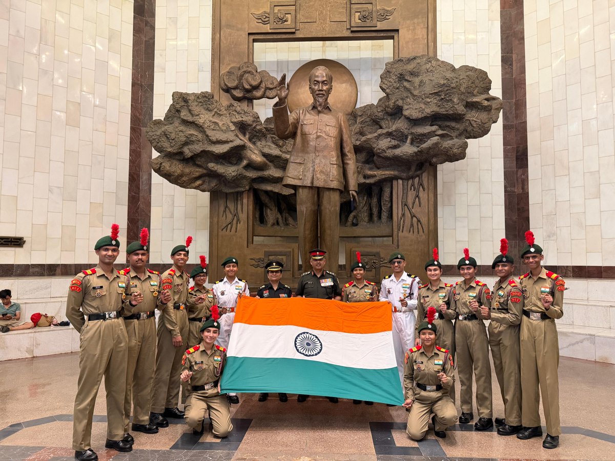 HQ_DG_NCC's tweet photo. 🇮🇳🤝🇻🇳 NCC YEP Delegation in Vietnam 

NCC YEP delegation visiting Hanoi, Vietnam, paid homage at the Ho Chi Minh Mausoleum, laying a wreath and paying respects to the revered leader.

The delegation thereafter visited the Presidential Palace, gaining glimpses into Vietnam’s rich history and heritage.

Cadets also visited the Children’s Palace, where they had an engaging interaction with the Director on the institution’s functioning, activities and role in nurturing young minds.

The day concluded with a visit to the Grand Military Museum, where the cadets witnessed Vietnam’s remarkable military journey and history.

A day of respect, learning, cultural exchange and shared experiences—strengthening the bonds of friendship between the youth of India and Vietnam. 
🇮🇳🤝🇻🇳
#NCCIndia #YEP #YouthDiplomacy #Leadership #Adventure @SethSanjayMP @SpokespersonMoD @adgpi @IAF_MCC @indiannavy @vatsvirendra1