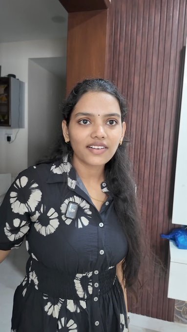 RishiOfficial_1's tweet photo. Her cooking reels are very popular in insta &amp; YouTube 💯🤤 best chef 👩‍🍳 https://t.co/rqPU4D6RGN