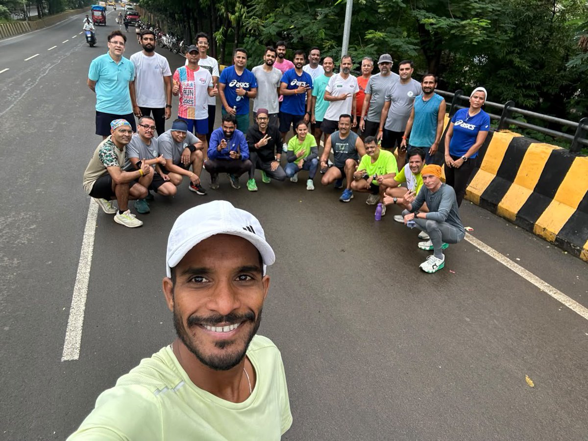 hrsanjaynegi's tweet photo. No shortcuts—just slopes, strides, and unbeatable squad energy. Bridge training crushed with Manish Pacers Army! 🏃♀️🏃♂️🔥
#ManishPacersArmy #IndoreRunners #BridgeRun #RunningCommunity #RunnerLife #FitIndore https://t.co/bZtRpw7oLu