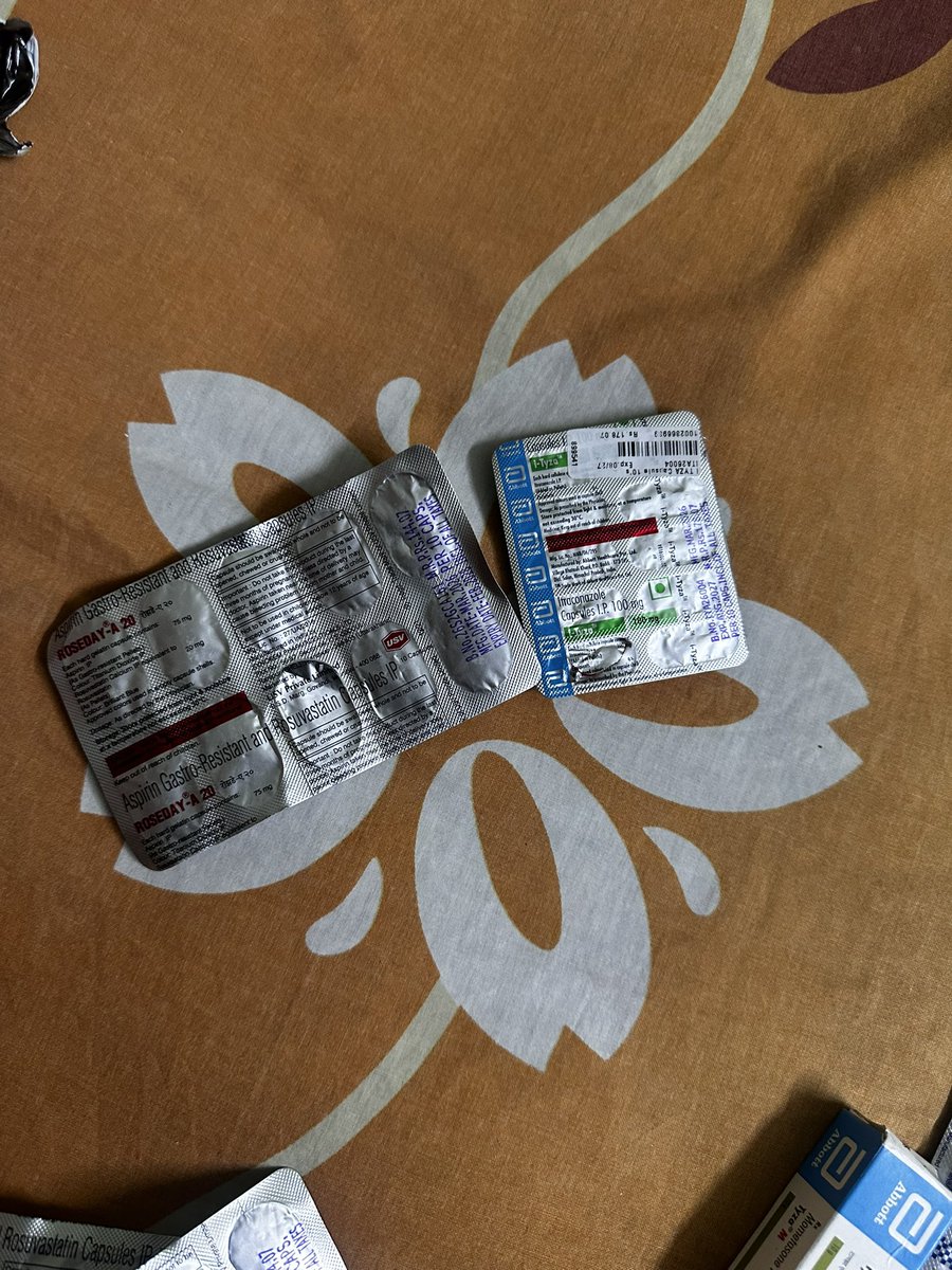 reehan_sheikh's tweet photo. What a worst service by your customer care. Ordered medicine got damaged medicine. Complained and sent image and got reply our team will contact you. But till now its 3 days no reply from team worst service in medicine.shame in you that you take serious in medicines. @NetMeds https://t.co/N7HDSkNYqE