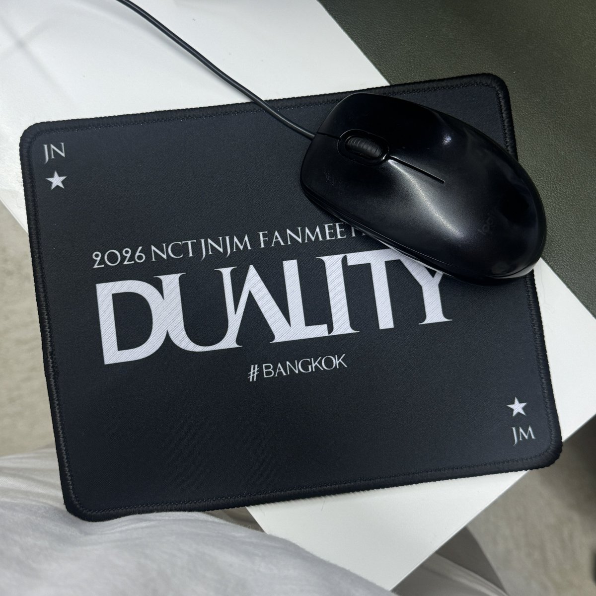 mkdboo's tweet photo. ทำงานเหนื่อยๆ หันมาเห็นแผ่นลองเม้าส์ราคา 6000 ก็รู้สึกอยู่ดีมีแฮง ของานหนักๆหน่อยเว้ย https://t.co/5bw2KZlPmc