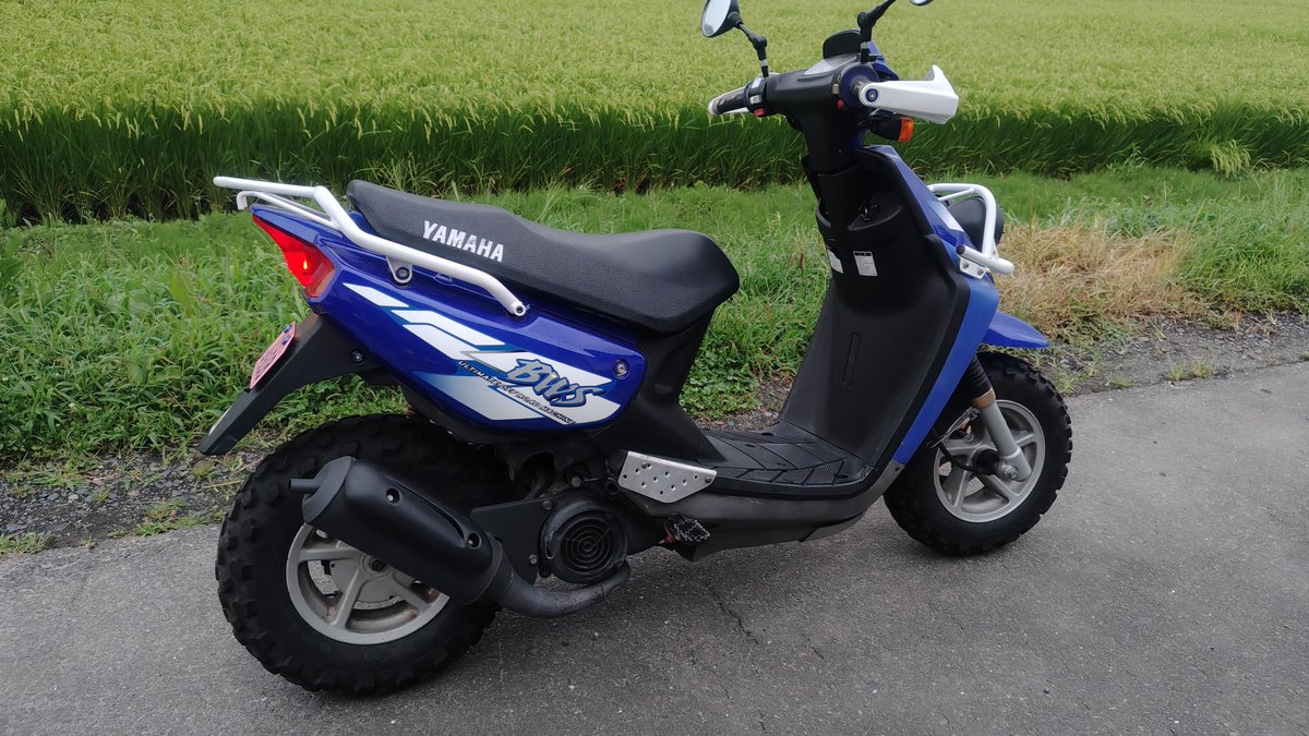 ZZGXCB3700cc's tweet photo. BW'S100 4VP
売ります！
実動車、走行24500km
17万円！

純正からの主な変更点
片灯、片フォグ仕様
KN×KOSOパワーキットプーリー、WR(9g×6)
KN企画　SPRスポーツチャンバー

マフラー含め純正部品もちょっとあります https://t.co/MJUh5oETxw