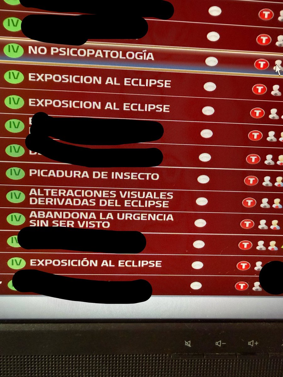 Diieguus's tweet photo. Que toca después de fundirse la vista con el eclipse ayer? Una visitilla pal ospitalea 🏥. https://t.co/ZExojOxUHl