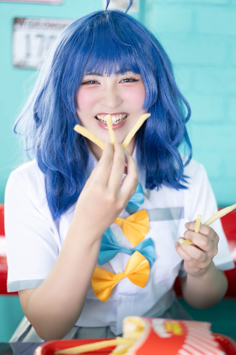 Hana8787Cos's tweet photo. オフショ🥤🍟 

#コスプレ  #cosplay #マケイン #負けヒロインが多すぎる #八奈見杏菜 https://t.co/KjC1LMTVzi
