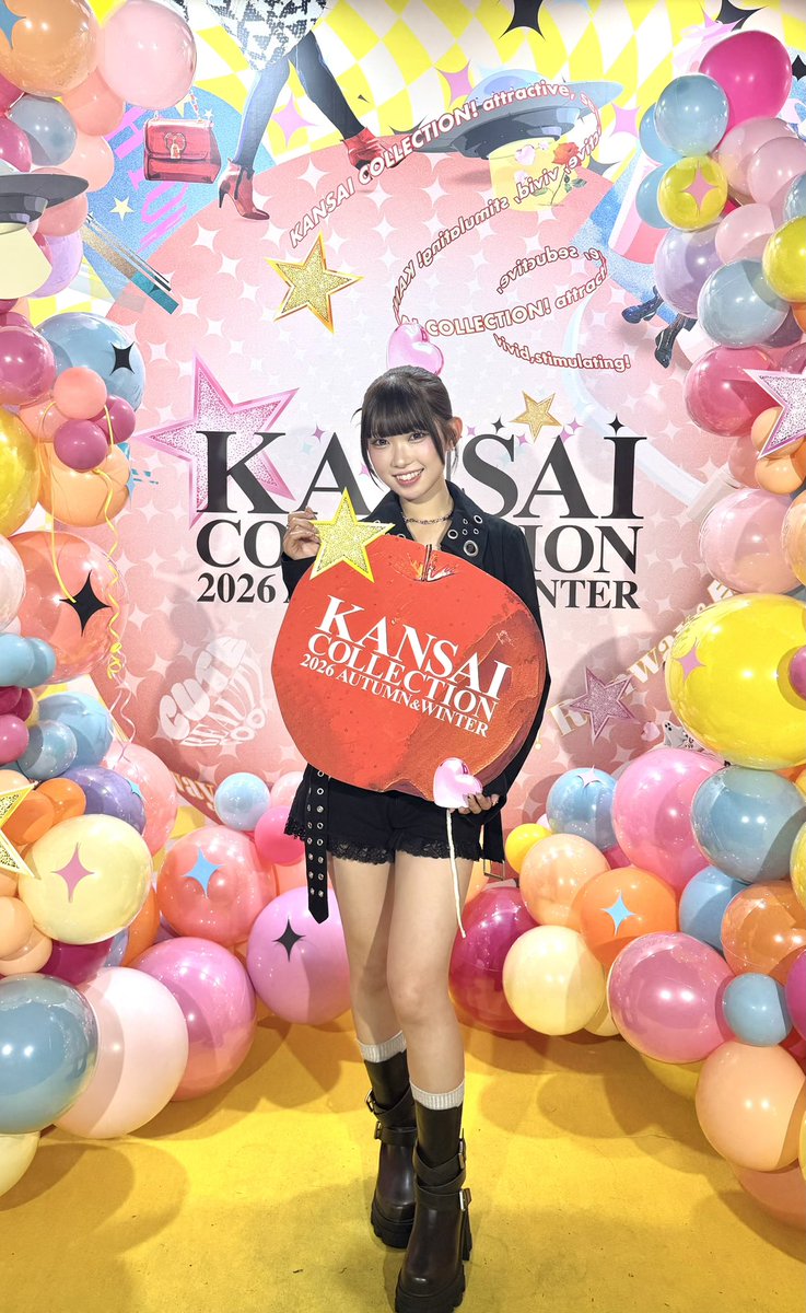 kan_kore's tweet photo. 本日開催✨️
[KANSAI COLLECTION 2026 A/ W]
8月13日（木）@京セラドーム大阪

バックステージから素敵なオフショットをお届け💕
@yukina_vaz 

▼ライブ配信中✨️
TikTok: https://t.co/tIOakTXKGL
LINE VOOM : https://t.co/6dndY0ox1T

#関西コレクション
#関コレ
#KANSAICOLLECTION
#山本雪菜さん
