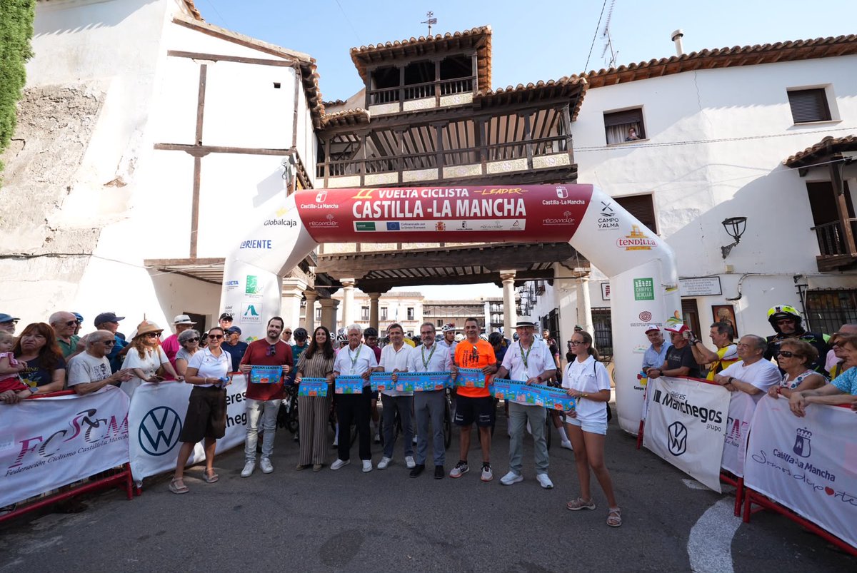 RECAMDER's tweet photo. 🚴La II Vuelta Ciclista Castilla-La Mancha #LEADER finaliza hoy, pero por delante tenemos una última etapa para seguir disfrutando, por todo lo alto, del deporte y del medio rural. (+) https://t.co/kJom5UtaIP
