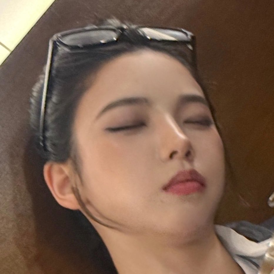 mydeepbluu's tweet photo. ㅋㅋ💕 https://t.co/M0ydwsNq9B
