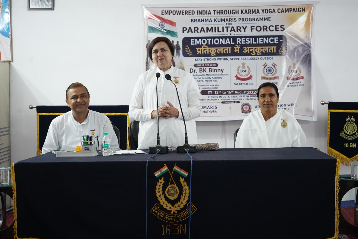 16BNCRPF1's tweet photo. Dr. BK Binny Sareen, prominent speaker, author &amp; Rajyoga teacher with @brahmakumaris, led an inspiring session on “Emotional Resilience – Adapting to Adversity” at 16 Bn @crpfindia, Mathura, empowering personnel to stay resilient &amp; serve fearlessly.
@CentralZoneCrpf @igcscrpflkw https://t.co/knNJXk8APl