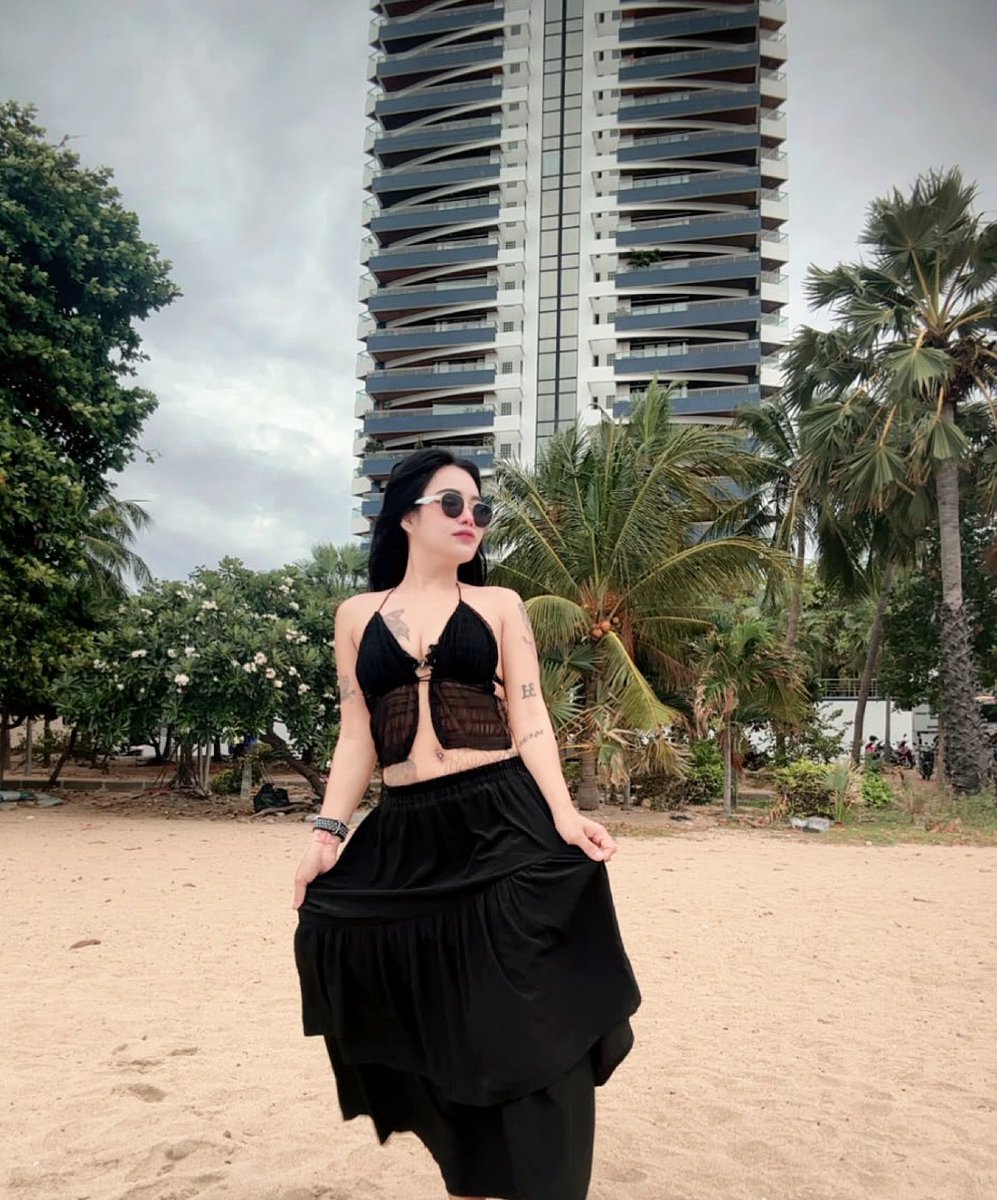 Nattyxtml's tweet photo. อะไรที่ทำให้เรามีความสุขก็จงทำ🖤 #พัทยา รับงาน ✅ว่าง https://t.co/ynYqyP2JgL