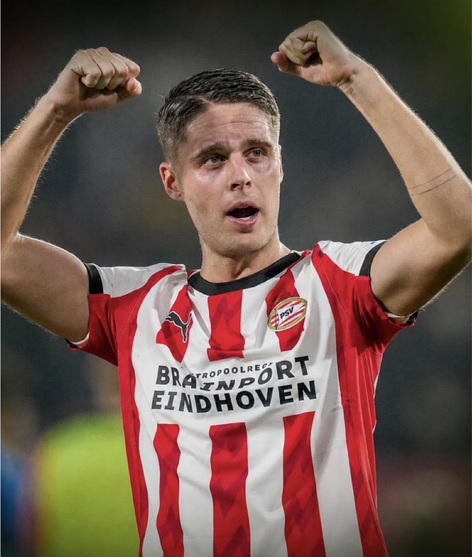 husnizio's tweet photo. Beşiktaş, PSV forması giyen Joey Veerman için devreye girdi. https://t.co/TNsi3wSIyz