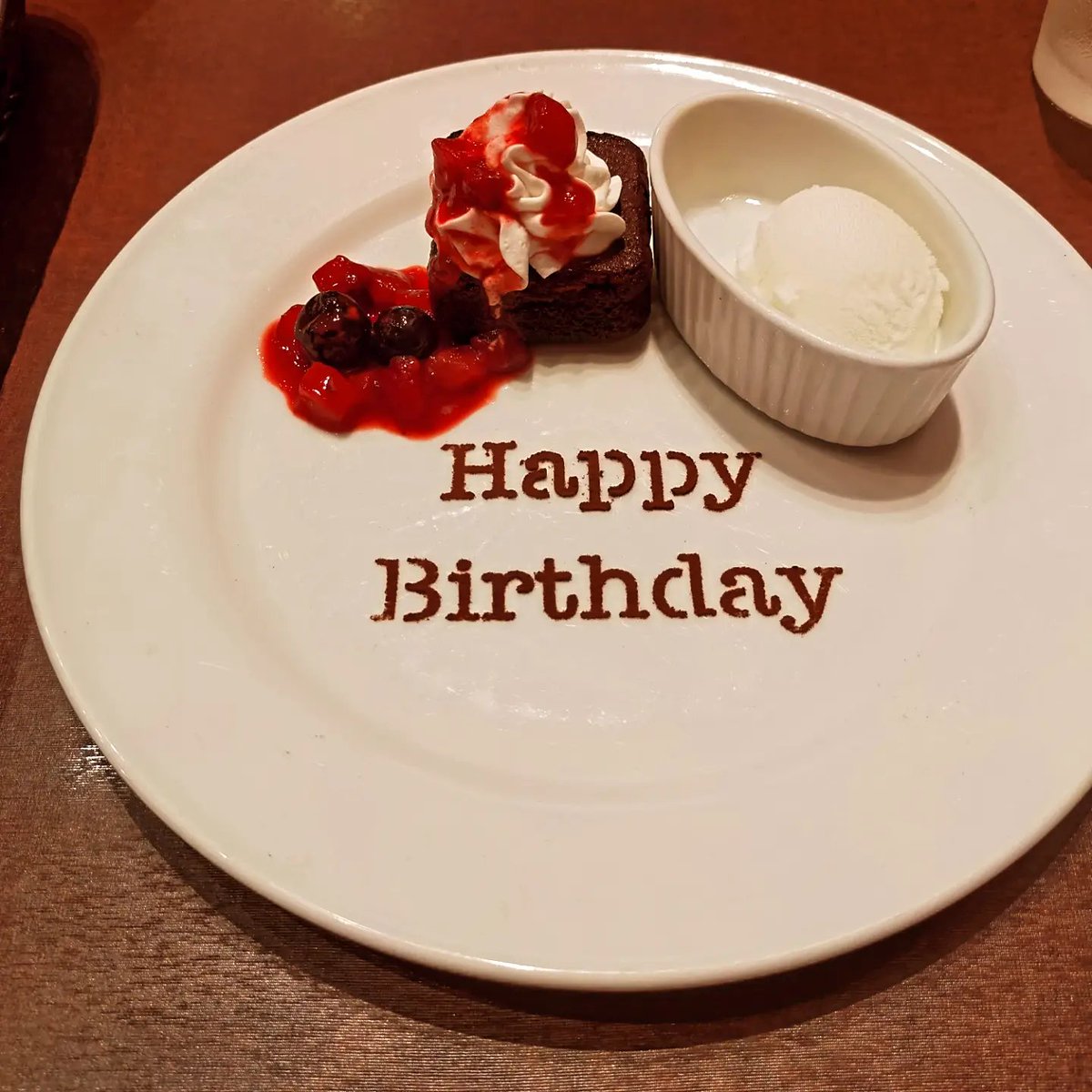 kameoffcourse's tweet photo. 今日は誕生日です。61歳になりました。イオンモール津田沼Northの中にある鎌倉パスタさんに行ってきました。鎌倉プレミアムコースまいうーです。記念品を頂きました。

#千葉県
#船橋市
#習志野市
#京成電鉄
#イオンモール津田沼
#鎌倉パスタ津田沼North店
#鎌倉プレミアムコース
#バースデーデザート https://t.co/kQUdwmdy9z
