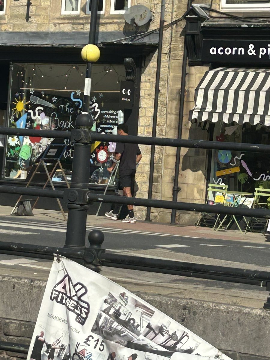 talk_htfc's tweet photo. Marcus McGuane spotted in slawit this morning on crutches 🤕 #htafc https://t.co/SongW66bBX