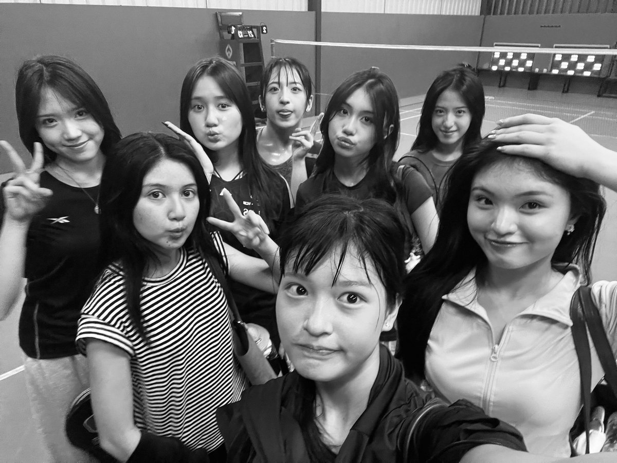 Elin_JKT48's tweet photo. Hehehe untuk #Thefaday hari iniii di temenin gen 11 https://t.co/S9iroUjppI