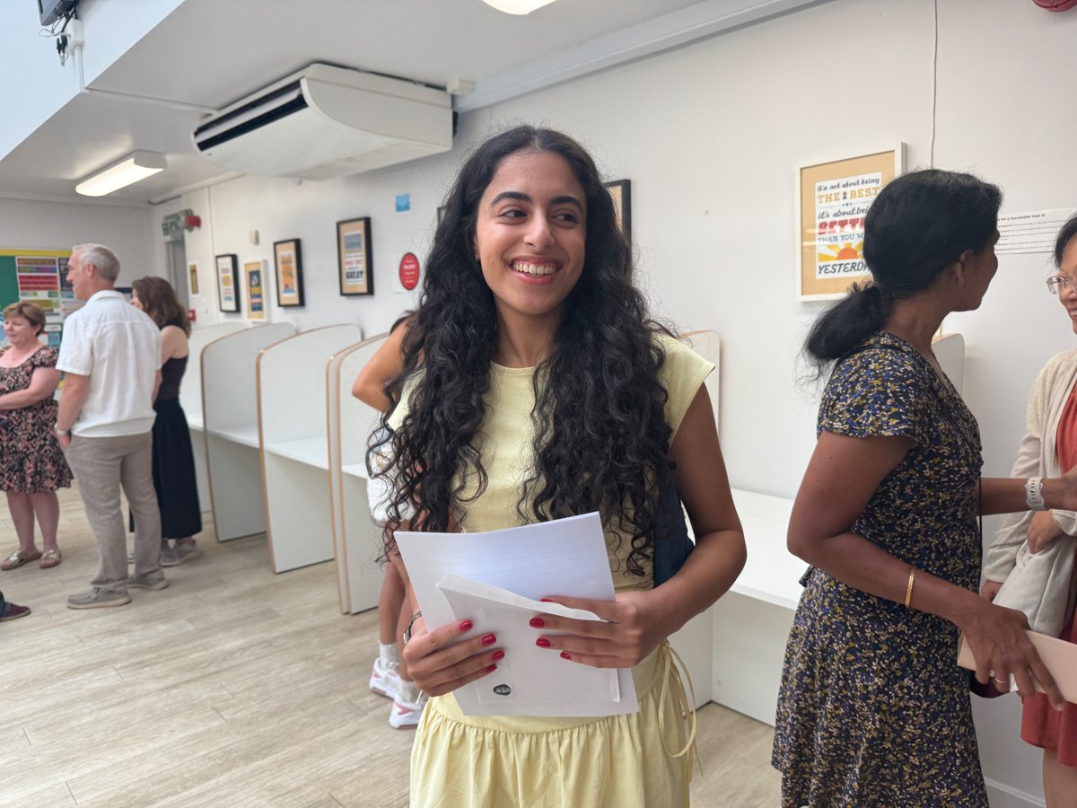 WycombeHighSch's tweet photo. ๐ Congratulations, Class of 2026! ๐
A morning of smiles and celebrations at WHS as our students received their A Level results.
Whatever comes next โ university, apprenticeships, employment or a new adventure โ we couldn't be prouder! ๐๐
#BeOutstanding https://t.co/BM4VExxXkR