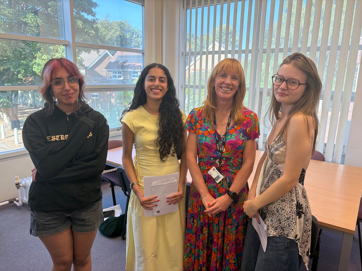 WycombeHighSch's tweet photo. ๐ Congratulations, Class of 2026! ๐
A morning of smiles and celebrations at WHS as our students received their A Level results.
Whatever comes next โ university, apprenticeships, employment or a new adventure โ we couldn't be prouder! ๐๐
#BeOutstanding https://t.co/BM4VExxXkR
