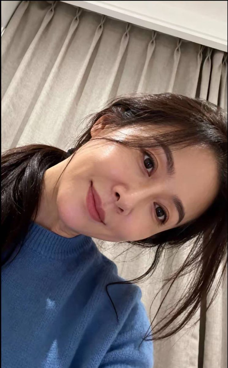 81wo6m's tweet photo. 나이상관없이

친구 가능한분들 있을까? 아직 남자친구 없음 ㅜㅜ (진지하게)

#84년생 #아직도시집못감 #싱글 https://t.co/sv5gk2iTlX