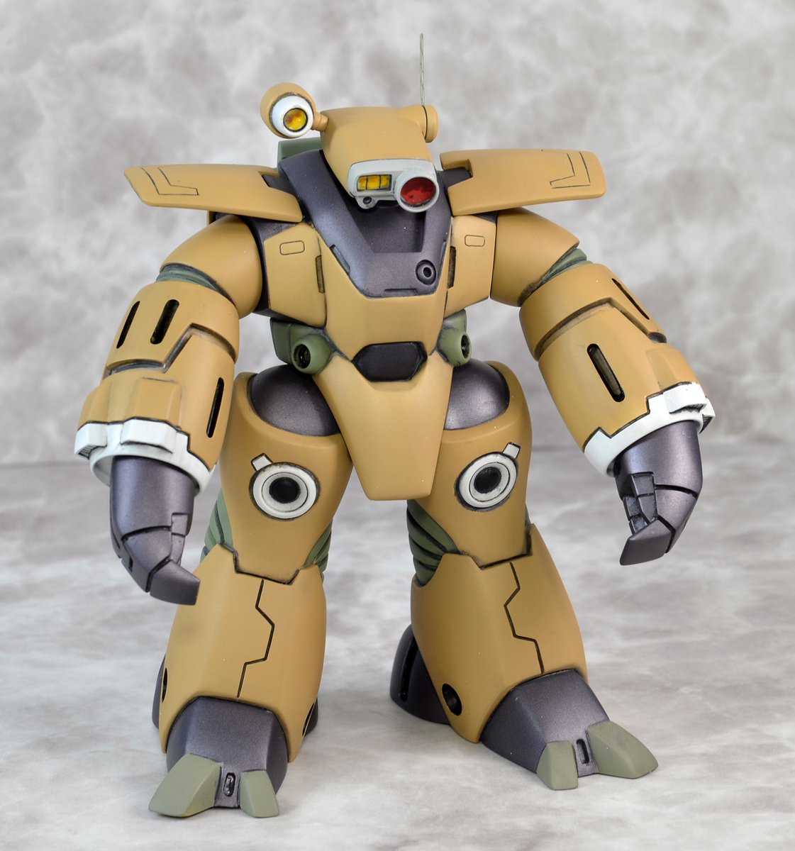 tk152r8's tweet photo. クラッシャージョウのパワードスーツ完成　
原型：市原俊成氏　鬼将軍ARCHETYPE　
作品自体は昔から名前は聞いてましたがアニメ見たのはつい最近w
昔ＴＡＫＡＲＡのキットに憧れましたよねえ～
忘れかけていた頃にひょんな出会いから作らせてい頂きました
#クラッシャージョウ https://t.co/rojCqxQJfz