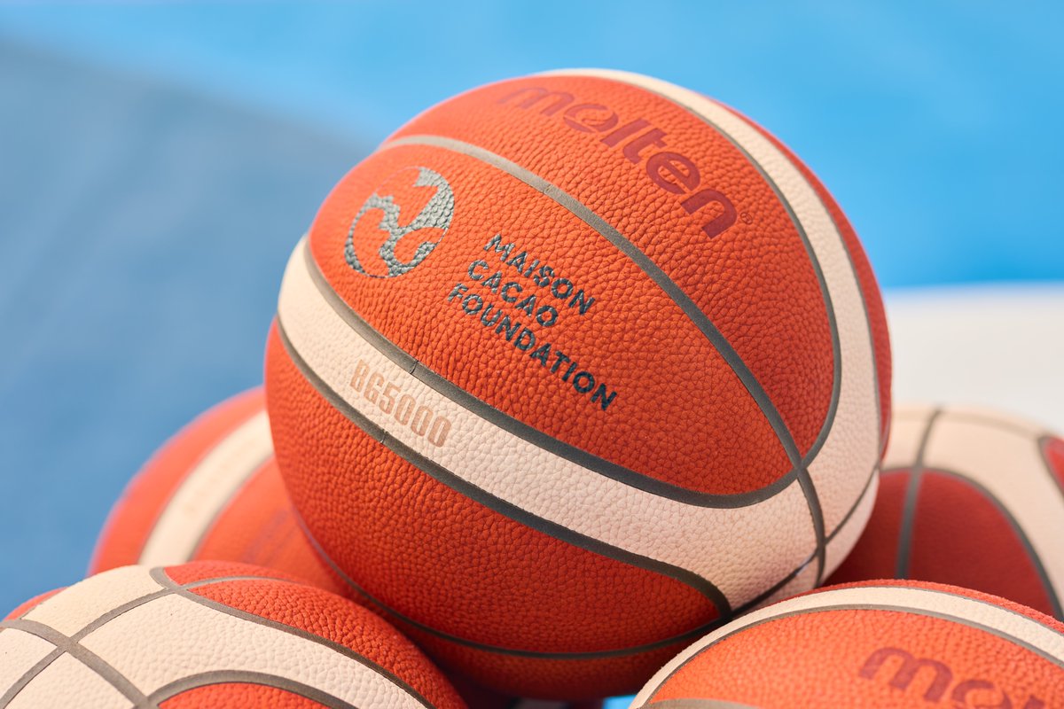 MAISONCACAO_INC's tweet photo. ／ 
子供達の未来を繋ぐバスケットコートが誕生🏀
＼
【メゾンカカオ財団よりお知らせ】
8月21日（金）鎌倉海浜公園内に
本格バスケットボールパークが誕生します！

この場所が、子供達の夢や挑戦につながる
場所になることを祈って。

⛹️‍♀️竣工セレモニーの様子はこちら
https://t.co/u2ROaJaAmX

🌏特設サイトはこちら
https://t.co/b4qYzI3Ekk