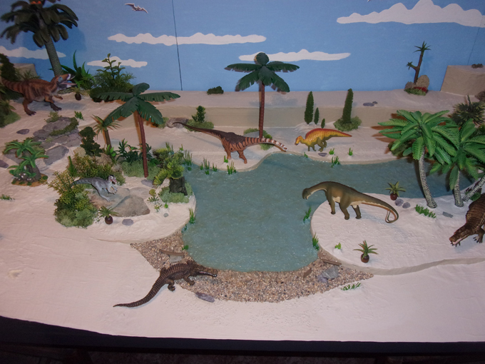 Everything_Dino's tweet photo. Our thanks to Dinosaur fan and model collector Robert who sent into @Everything_Dino a photo of his Cretaceous themed prehistoric animal diorama.

Thanks for sharing.
#Dinosaurs #EverythingDinosaur #DinosaurDiorama #DinosaurModels https://t.co/hNnvYVrU3K