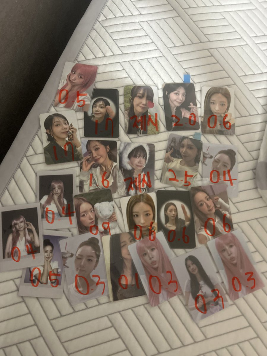 llejys_'s tweet photo. 에이핑크 정은지 + 윤보미 포카 양도합니다!!
제시도 가능합니다 급처라 연락 많이 주세요
#급처 #에이핑크 #정은지 #윤보미 #정은지포카 #윤보미포카 #양도 #sell

https://t.co/DbYx0514Hl https://t.co/5yHJPGFvwN