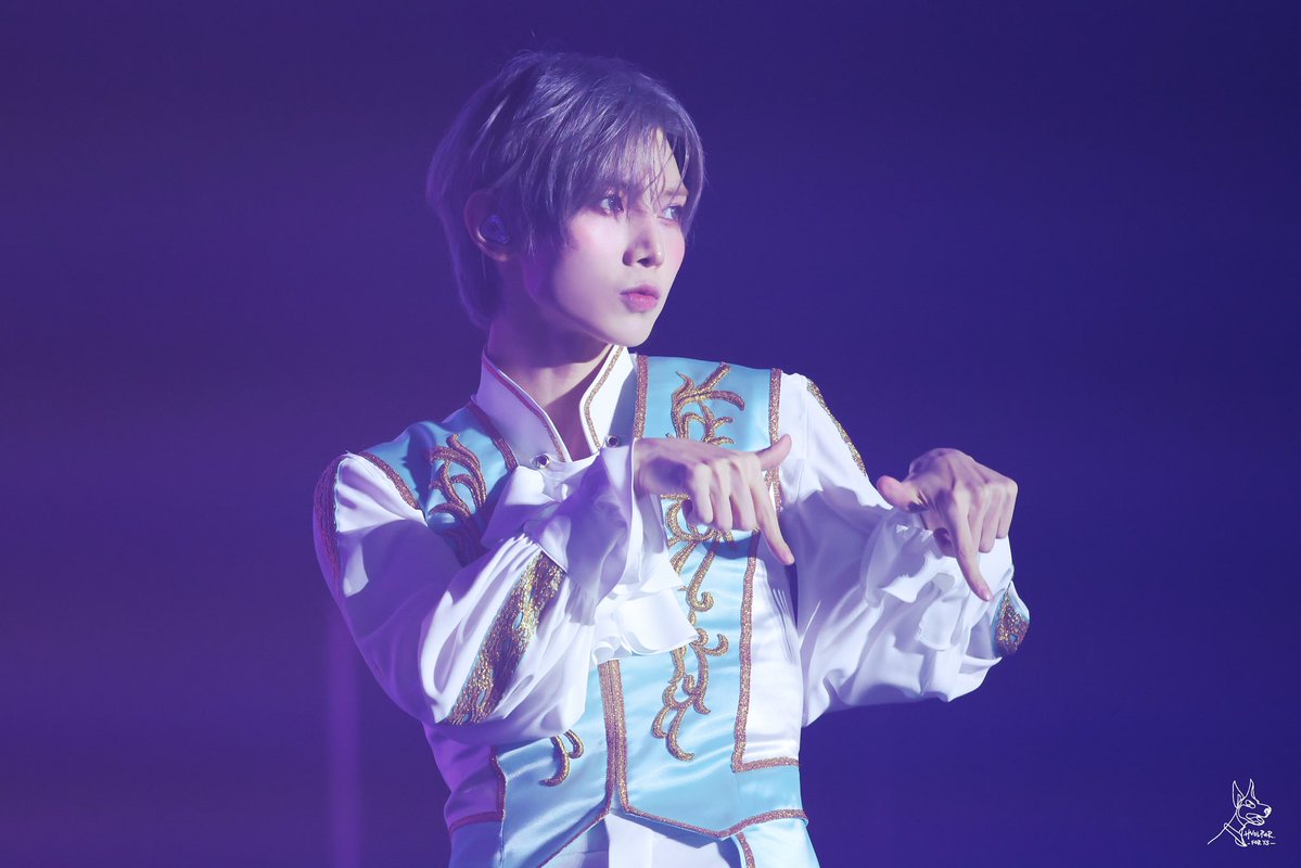 hvolpur_ys's tweet photo. 260717 팬미팅 첫콘

#여상 #YEOSANG #ヨサン 
#에이티즈 #ATEEZ #エイティーズ https://t.co/yNTOCRgS9c