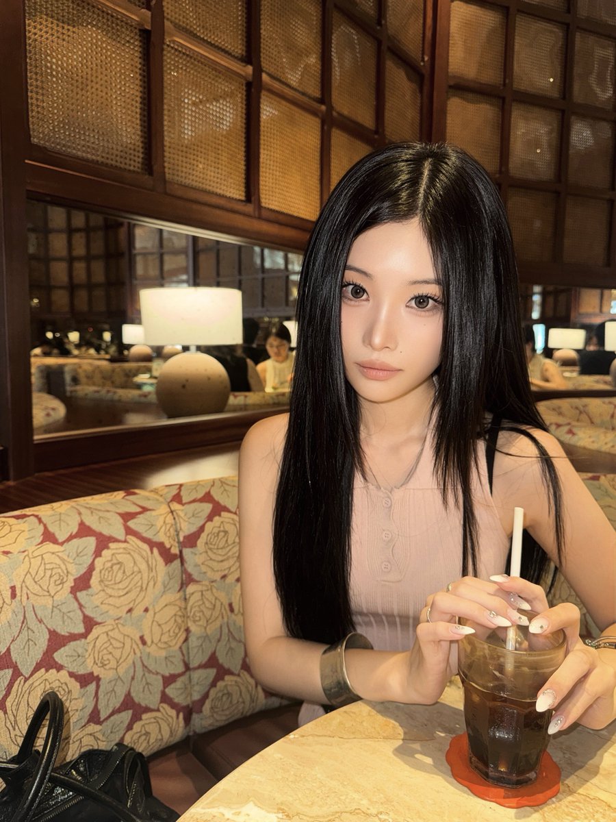taeunchae's tweet photo. 👯‍♀️ https://t.co/B6wbkP3f8w