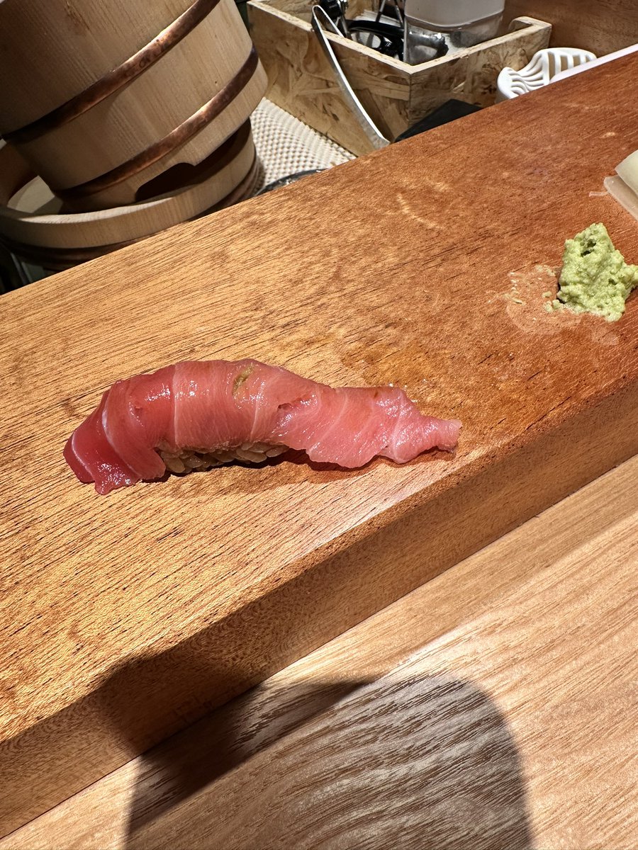 kainuma_ryusei's tweet photo. “鮨みつよし渋谷”

8800円16品‼️
コスパ良きの寿司屋なので、
皆様もぜひ行ってみてください!!🍣✨

※正式オープンは9月から

📍東京都渋谷区円山町２０−８ DUAL渋谷道玄坂 2階 https://t.co/fww48kF0lh