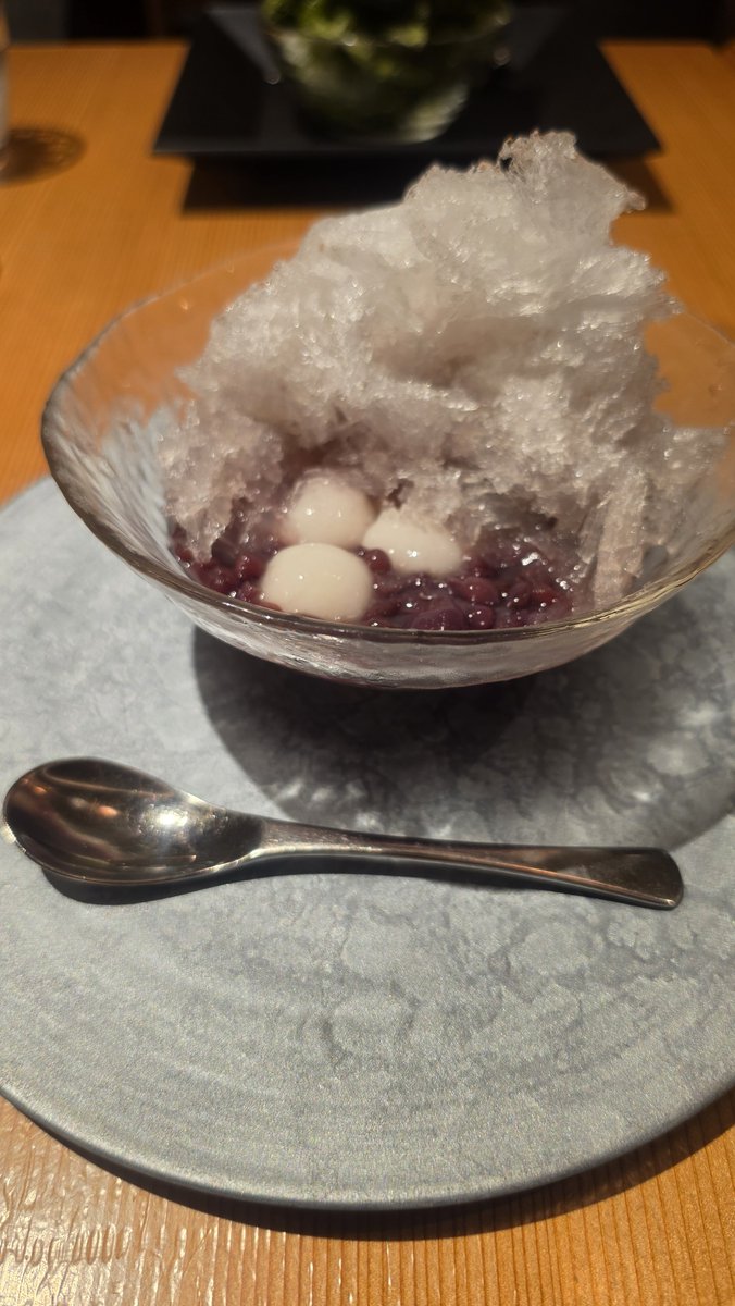 dedecesces's tweet photo. 38℃が当たり前の毎日が続くと
ここ数日の31℃での会話がおかしい。
今日はエアコン要らないねとか
涼しいとかき氷食べる気にならないねとか。生物って凄いな。 https://t.co/CqXgLWhN3K