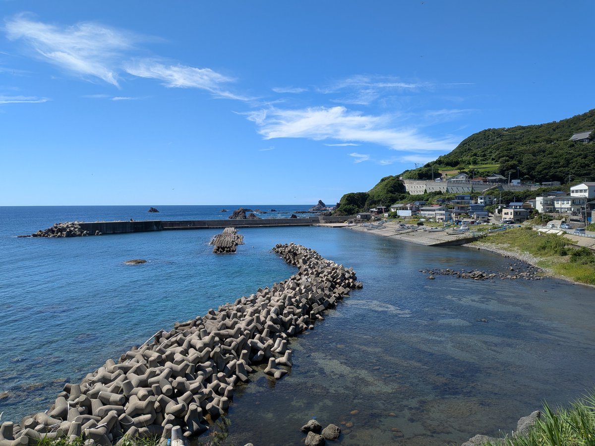 poemi01's tweet photo. 男鹿の海は美しすぎィ！
#ぬい旅
#秋田 https://t.co/mAjPLHrta3