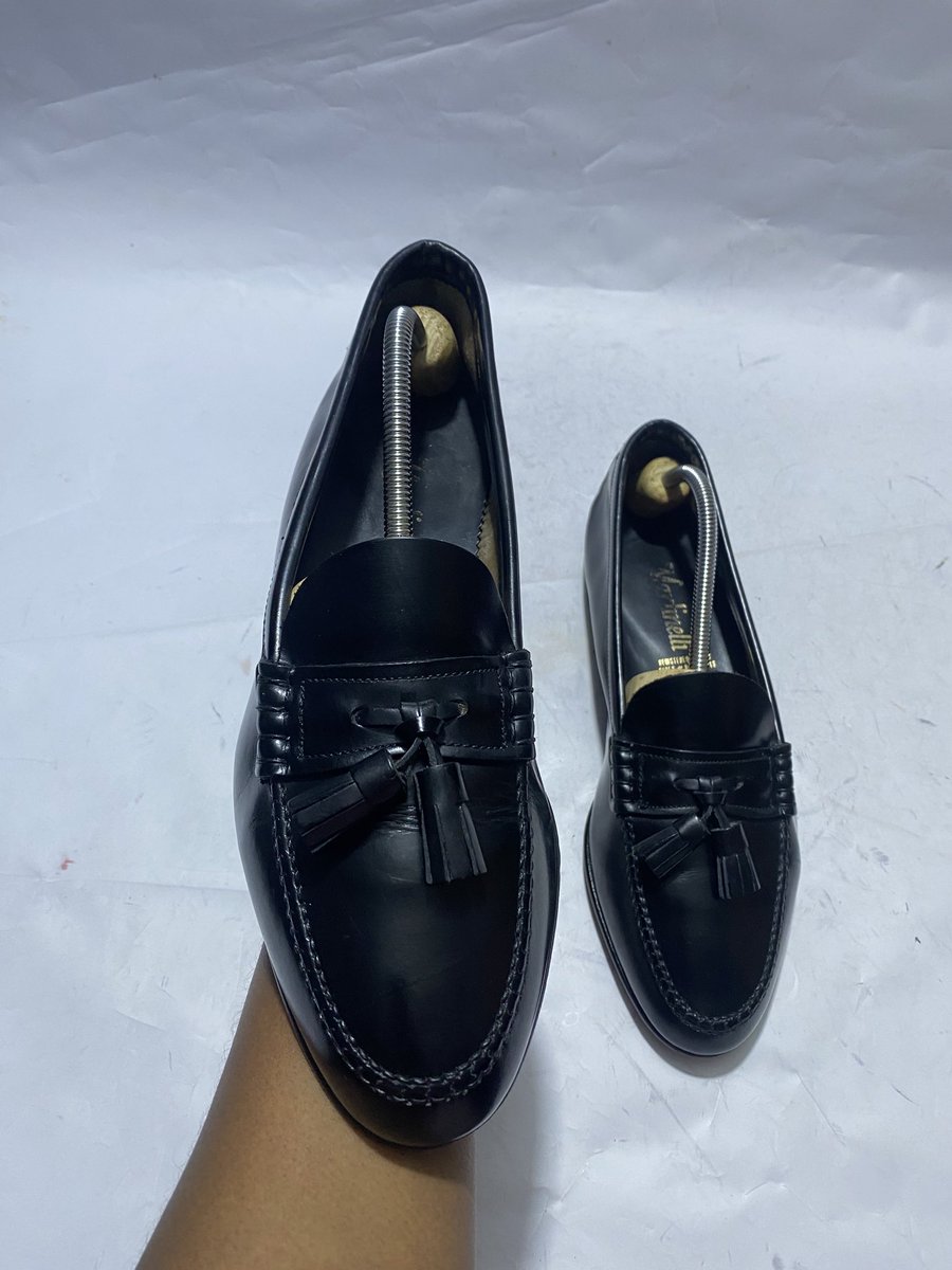 Shoedaddyng's tweet photo. This one no even cost
Size 43/44 https://t.co/5r4X0WXeGe