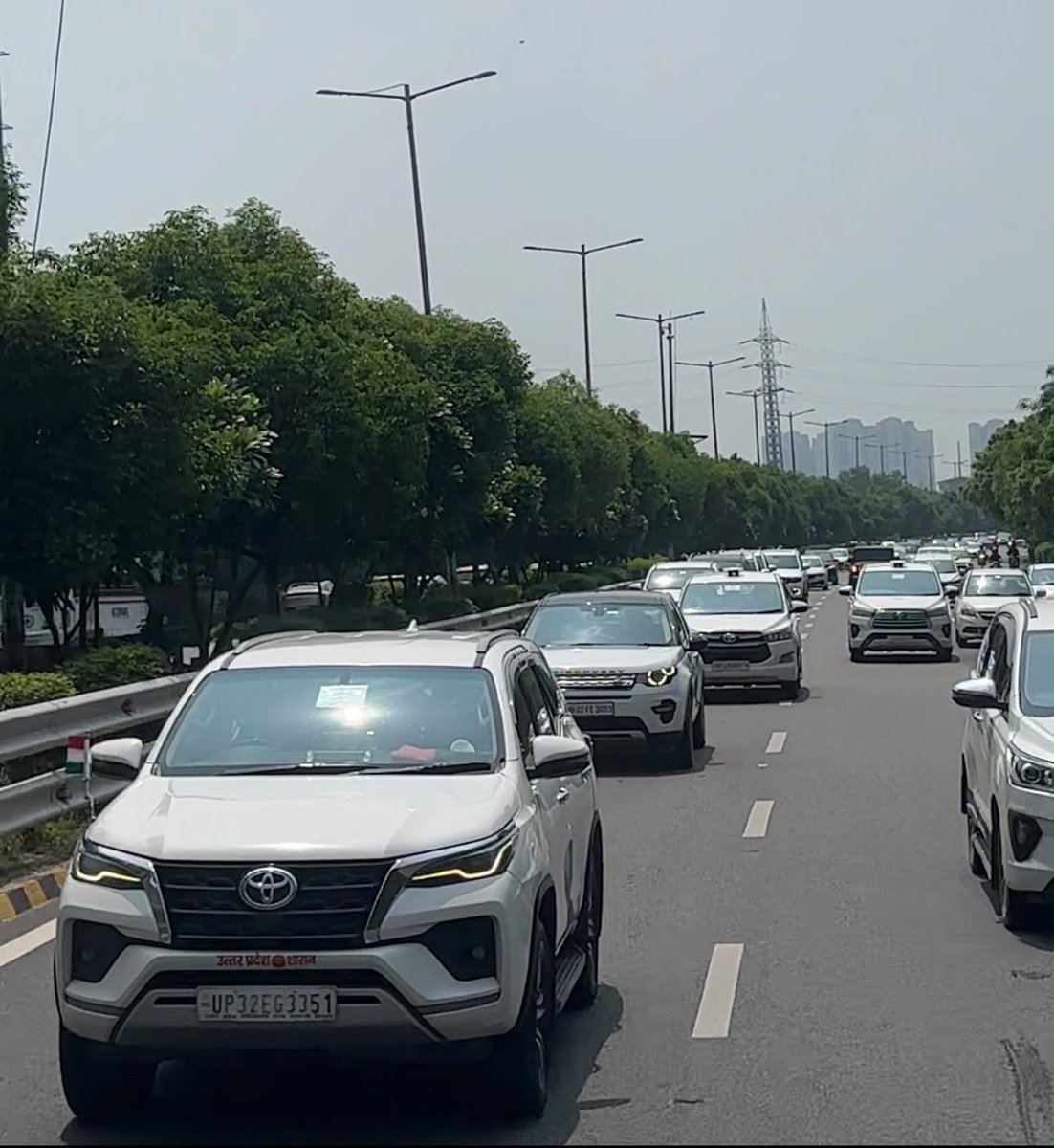 aksharmaBharat's tweet photo. लोनी, गाजियाबाद में ‘तिरंगा यात्रा’ हेतु NRI City परी चौक नोएडा से निकला। 

साथ में सैकड़ों मित्र, शुभेच्छु एवं कार्यकर्ता भी जुड़े। 

जय हिंद!

@narendramodi @myogiadityanath @NitinNabin @AmitShah @mppchaudhary @idharampalsingh 
#HarGharTiranga #HarGharTiranga2026 #AzadiKaAmritMahotsav